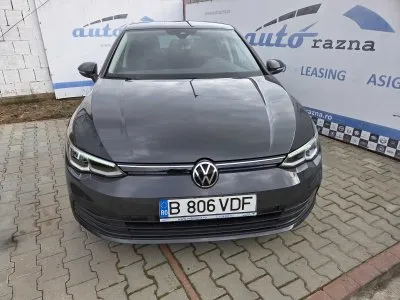 Volkswagen Golf 8 2021 1.0 TSI Life | Autorazna
