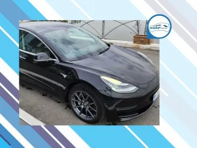 Tesla Model 3 Standard Range Plus 2019 | 325 CP Autopilot | Autorazna