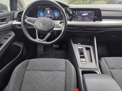 VW Golf 8 Life 2023 | 1.5 eTSI 130 CP Mild-Hybrid DSG | Digital Cockpit Pro | Pachet Iarnă Volan Încălzit | TVA Deductibil | Leasing Auto